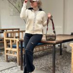 بافت زنانه کلاهدار ترک